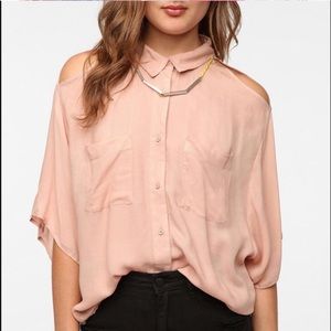 UO SILENCE & NOISE Blush Cold Shoulder Button Down